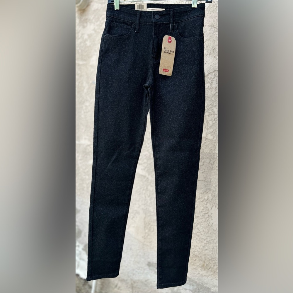 NW Levi’s 721 High Rise Skinny Jeans Sz 26x30